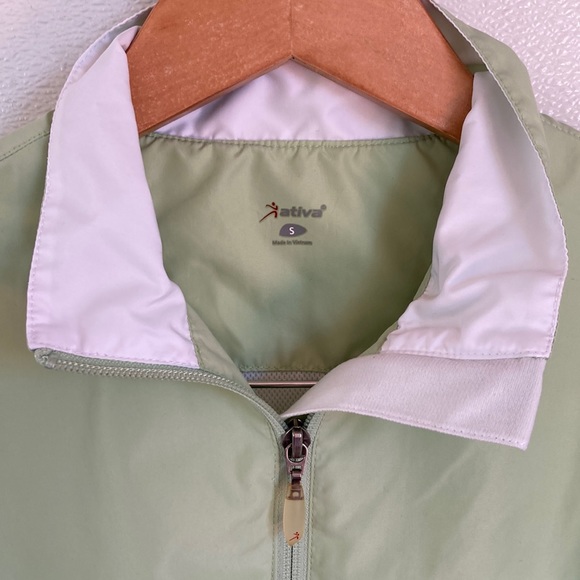 EUC •Ativa Golf •Light Green Quarter Zip Pullover Jacket size Small - Picture 2 of 12